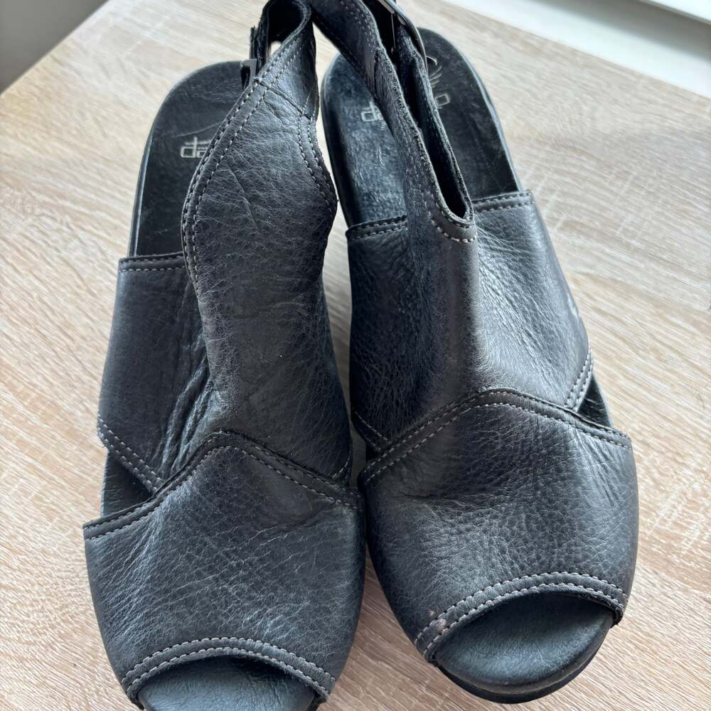 DANSKO Black Leather Buckle/Strap Wedge Shoes Sandals Women's Size 8.5-9 EU 39 - Picture 4 of 8